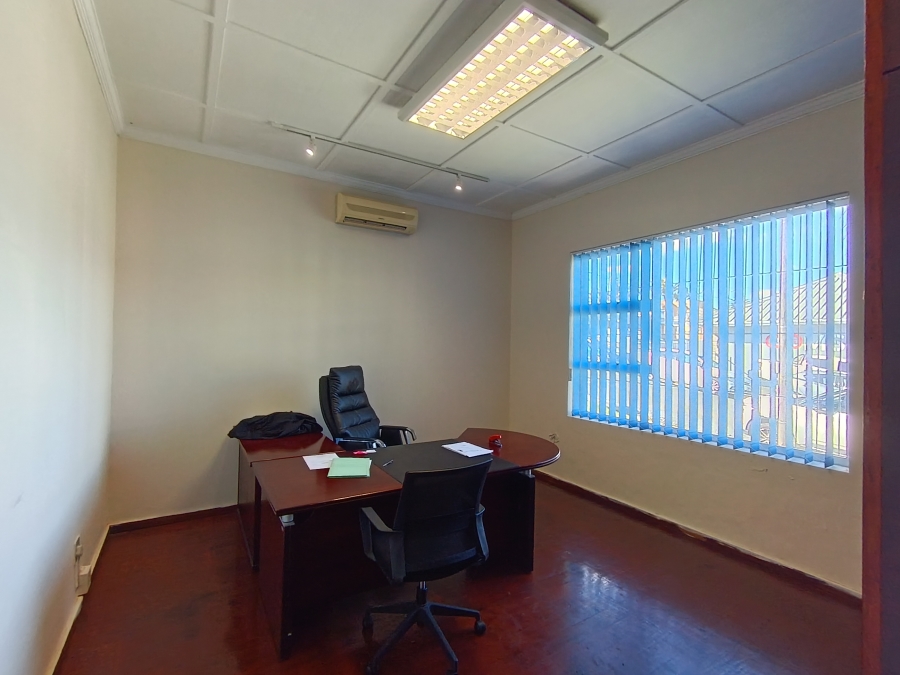 4 Bedroom Property for Sale in Berea Eastern Cape